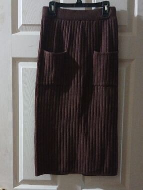 Women’s Brown Ribbed Pencil Skirt with Front Pockets